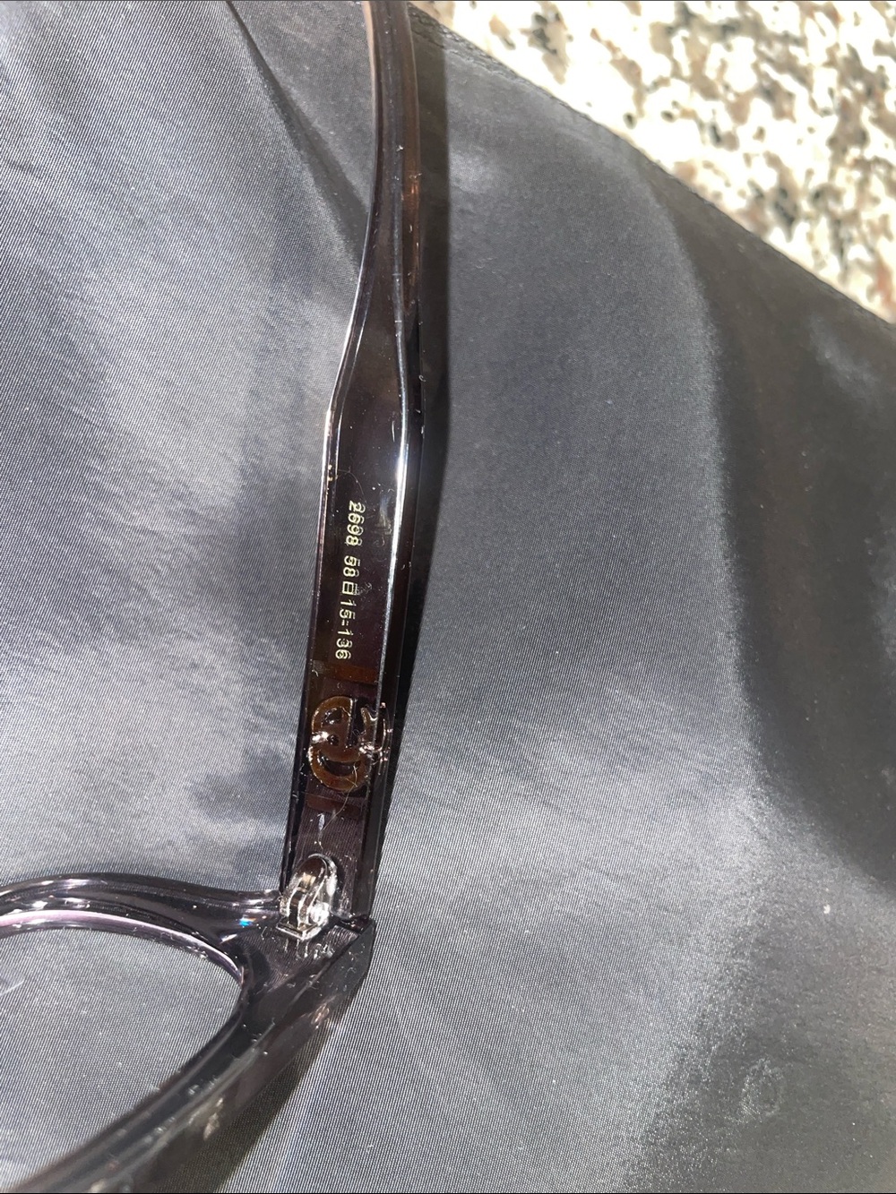 Glasses - Picture 4 of 7
